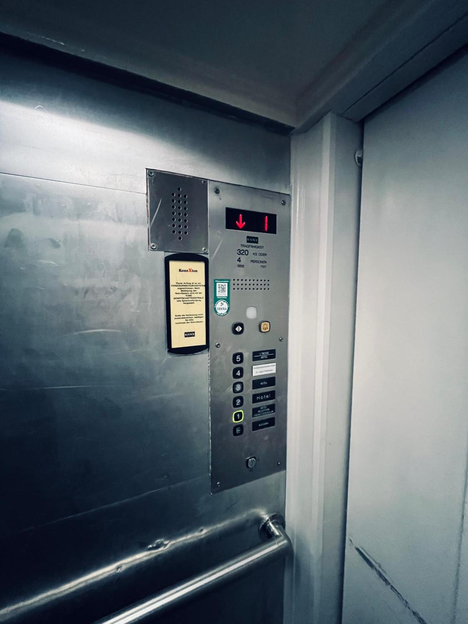 Hotel Schwarzer Baer Hannover Eksteriør billede